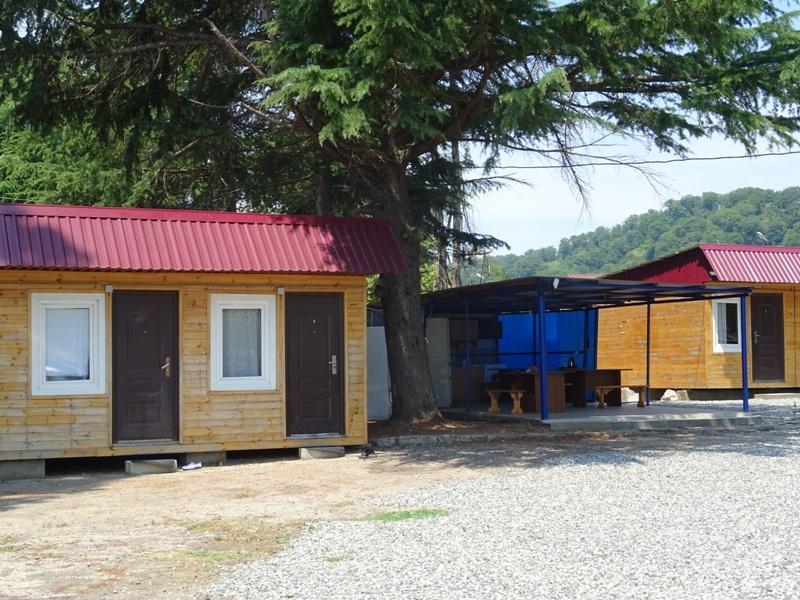 Guest House Tri Topolya Lidzava Ngoại thất bức ảnh